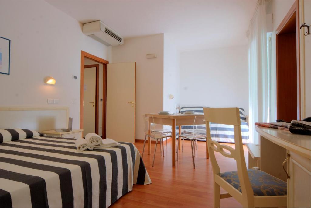 Residence Divina Rímini Habitación foto