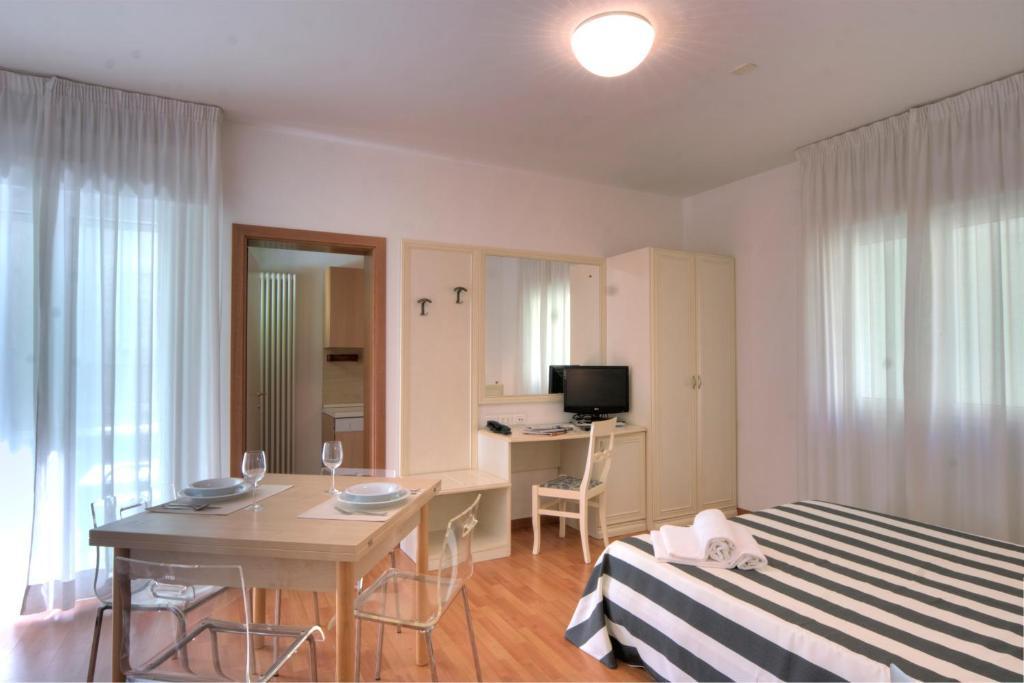 Residence Divina Rímini Habitación foto