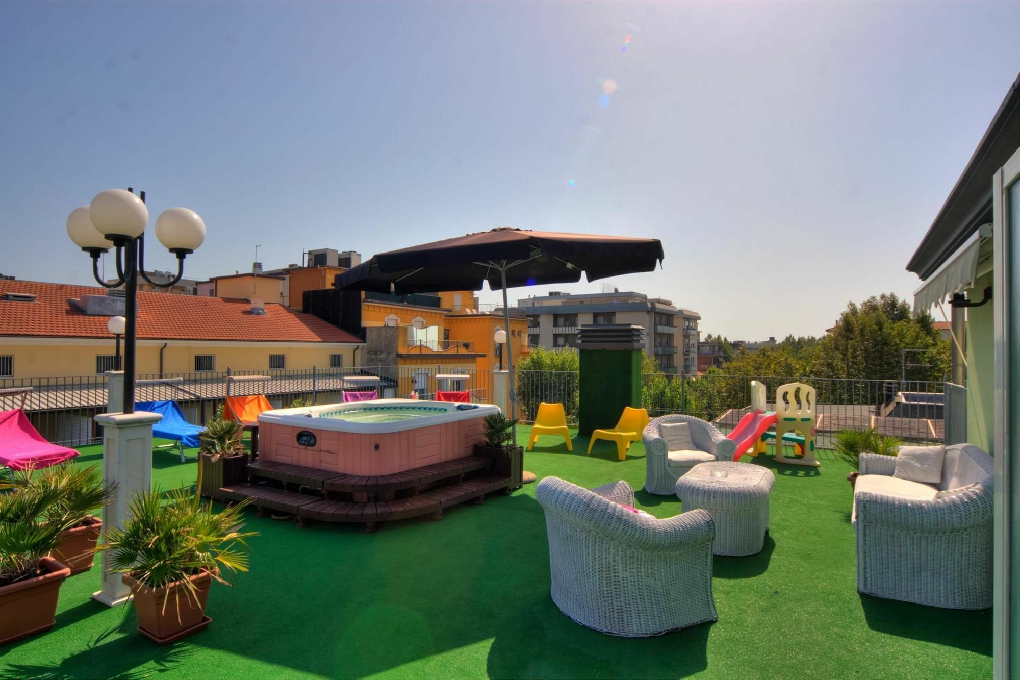 Residence Divina Rímini Exterior foto